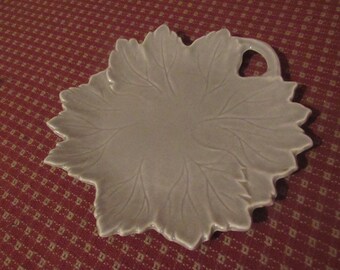STEUBENVILLE WOODFIELD grey leaf lunch or dessert plate