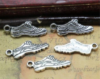 20pcs Shoe Charms Silver Tone Running Shoes Charm Pendant Sneaker 27x10mm ASD0312