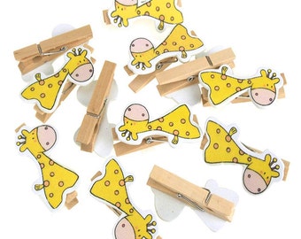 Wooden Giraffe Clothespins Baby Favors, 2-Inch, 12-Piece