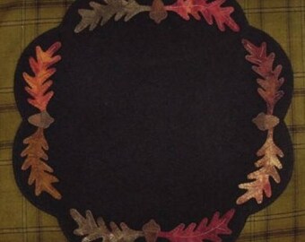 Acorn & Leaves Table Mat