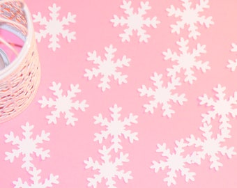 200 pieces White SNOWFLAKES Die Cut, Paper Snowflakes, Paper confetti, Snowflakes for scrapbooking, Party décor, Baby Shower Confetti.