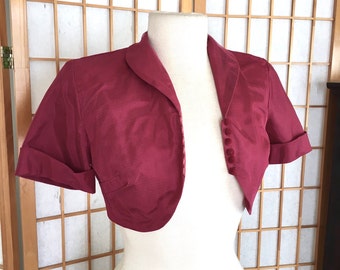 Vintage 50s Cropped Bolero Jacket with Short Sleeves in Burgundy Taffeta and Netting