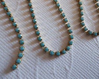 2mm Turquoise Rhinestone Chain - Brass Setting - Preciosa Czech Crystals