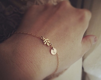 Gold Leaf Initial Bracelet, Leaf Bracelet, Initial Bracelet, Personalized Bracelet, Personalized Wedding, Fall Jewelry, Bridesmaid Gift