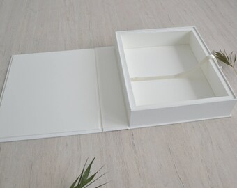 11X14 in Folio box for Presentation
