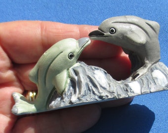 Retro Kissing Dolphins Ceramic Aquarium Decoration