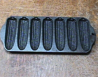 Vintage Griswold Cast Iron NO. 273 Crispy Corn Stick Pan 930 B Cleaned-Seasoned, and Ready to Use