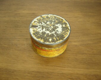 Vintage 1930s W D & H O Wills Cut Golden Bar round tobacco tin