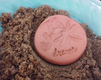 Dream Brown Sugar Keeper, brown sugar softener, brown sugar disk, clay brown sugar disk, soften brown sugar, rock hard brown sugar