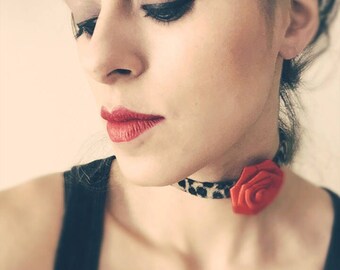 Red silk rose, leopard choker