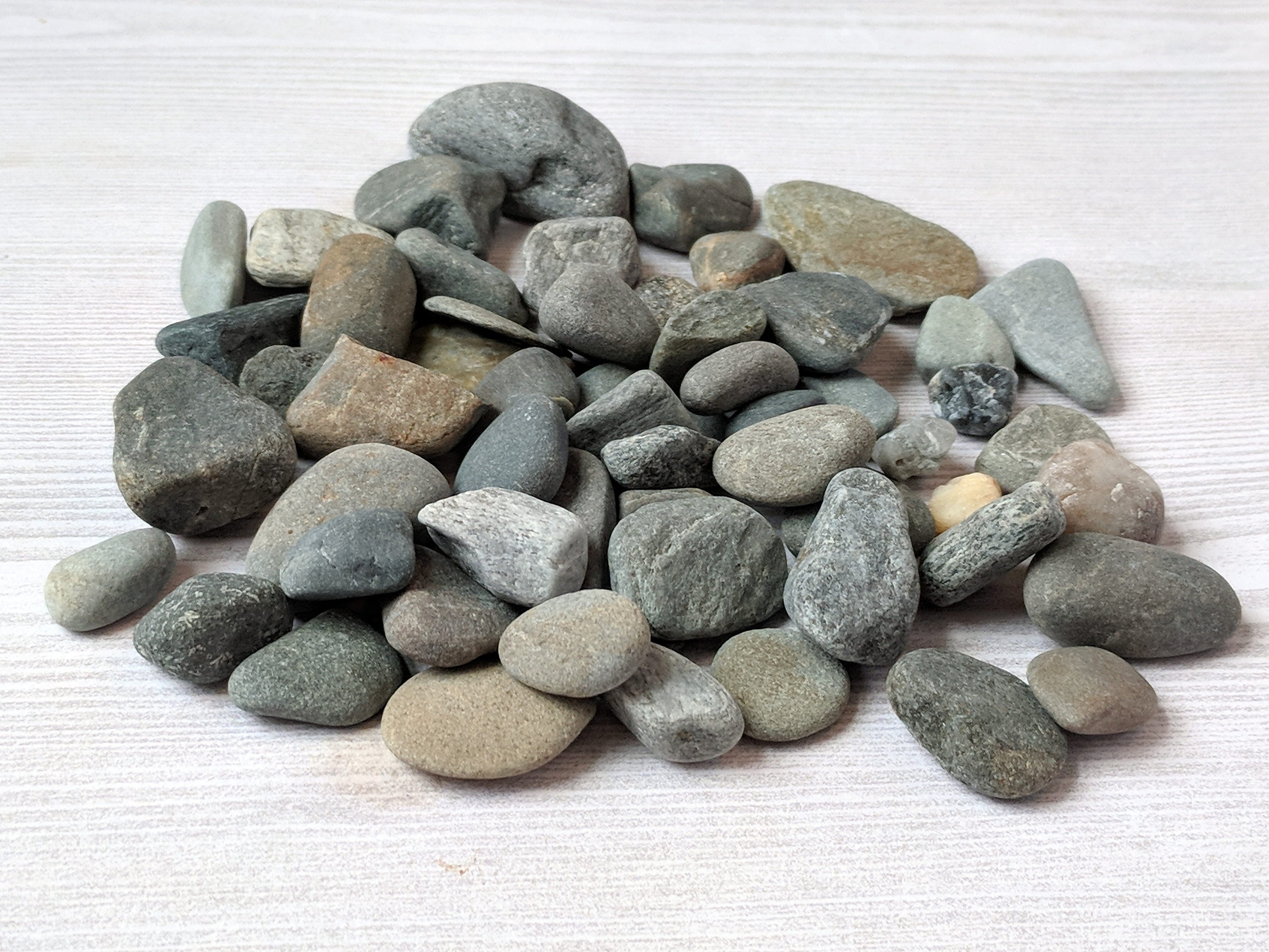 Small Rocks Smooth Rocks Beach Pebble Art Craft Stone Coastal Wedding ...