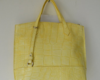 shopping along in yellow coconut