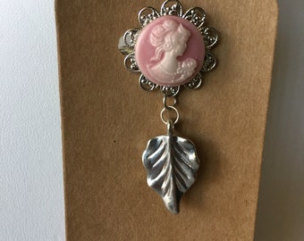 X0013-34 Steampunk Pin