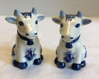Vintage Cow Salt and Pepper Shakers Blue and White