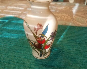 Toyo Royal Bouquet Japan Flowered Vase