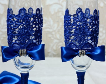 Hand painted wedding flute set Royal blue wedding champagne Hand painted wedding flute set Royal blue wedding champagne