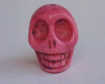 1 great skull pink 18mm - howlite