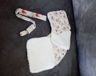 set of 4 wipes and a pacifier clip