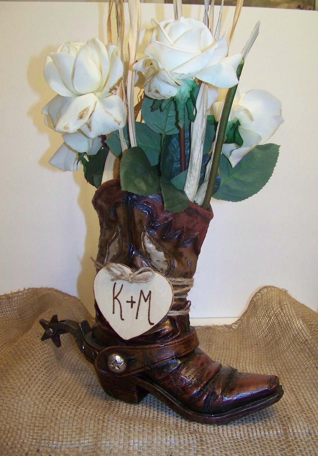 Rustic Wedding Centerpiece-Cowboy Boot Flower Vase with Wooden