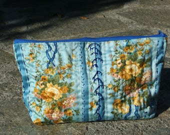 medium blue vintage vanity travel kit model