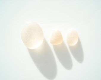 Pastel Peach/Pink Sea Glass Pebls suitable for jewellery making - E1709 - from Seaham, UK