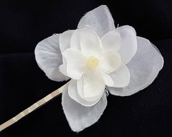White or Yellow Double Hydrangea bobby pins