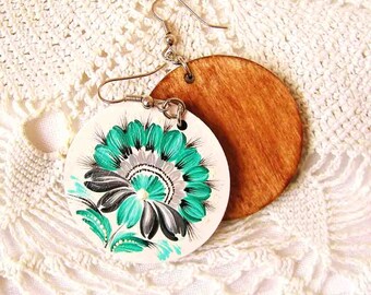 White Earrings Flower Earrings Turquoise Earrings Boho jewelry Gift for her Ethical earrings Ethical jewelry Folk art Turquoise