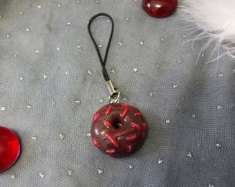 Bijou de téléphone donut chocolat cerise