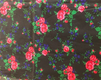 Vintage floral fabric black