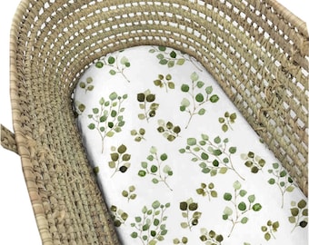 Moses Basket Eucalyptus. Bassinet Sheet Minimalist. Moses Basket Sheet. Bassinet Sheet. Bassinet Sheet Gender Neutral. Minimalist Baby.