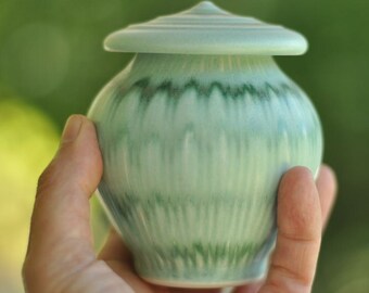 Keepsake Urn, Fields of Grass
