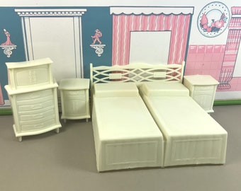 MPC BEDROOM PIECES, 3/4" Scale, Soft Plastic, 1960's, Off-White/Light Cream, Vintage Tin Dollhouse Furniture