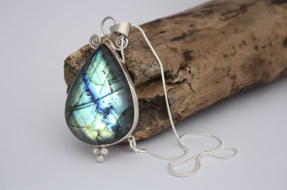 LABRADORITE SWIRL NECKLACE - Sterling Silver - Statement Necklace - Irridescent - Glowing Necklace - Bespoke - Handmade - Ltd Edition
