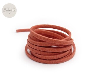 1 m suede rust 3 mm x 1.5 mm suede cord