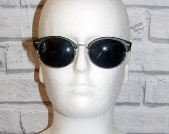 Vintage sunglasses, Vintage 80s deadstock matt black/pewter clubmaster sunglasses grey lenses (SG54)