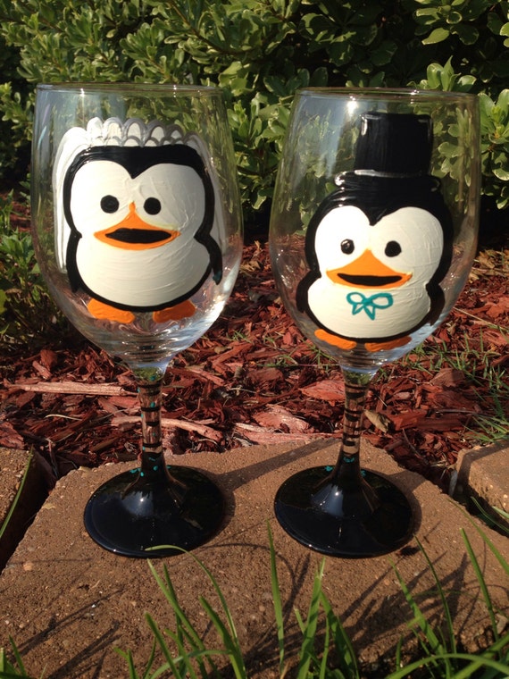 Penguin Bride and Groom Wedding Wine Glass