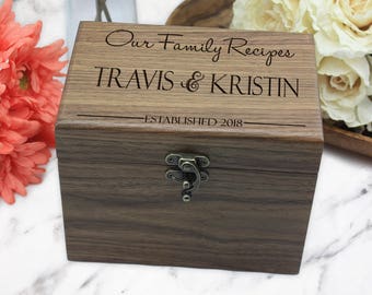 Personalized Recipe Box, Wedding Gift, Engagement Gift, Wedding Gifts, Bridal Shower, Best Selling Items, Trending Now, WRB102