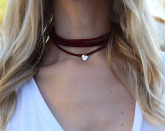 Name charm choker, choker necklace, custom choker, personalized choker, suede choker, wrap around choker, wrap around, NC-39HRT-CHCRD