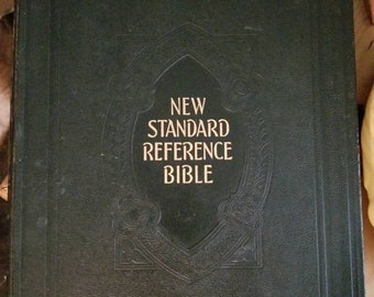 Vintage new standard reference bible