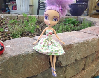 Repaint Rescue Doll by TangoBrat - Iris 15-007