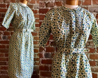 Vintage Women's Small Print Wildflower Belted Shirt Dress. Preppy Day Dress.