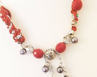 Necklace with Red Pealrs