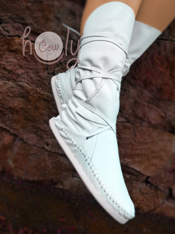 Hand Sched White Leather Moccasins White Moccasin Boots