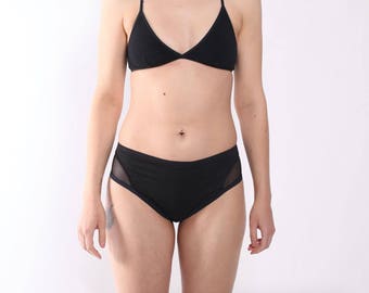 Period Panties - The Iris Underwear - Medium Protection