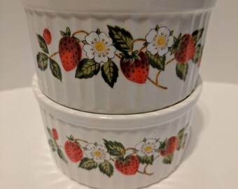 Strawberries 'n Cream ramekins set of 2