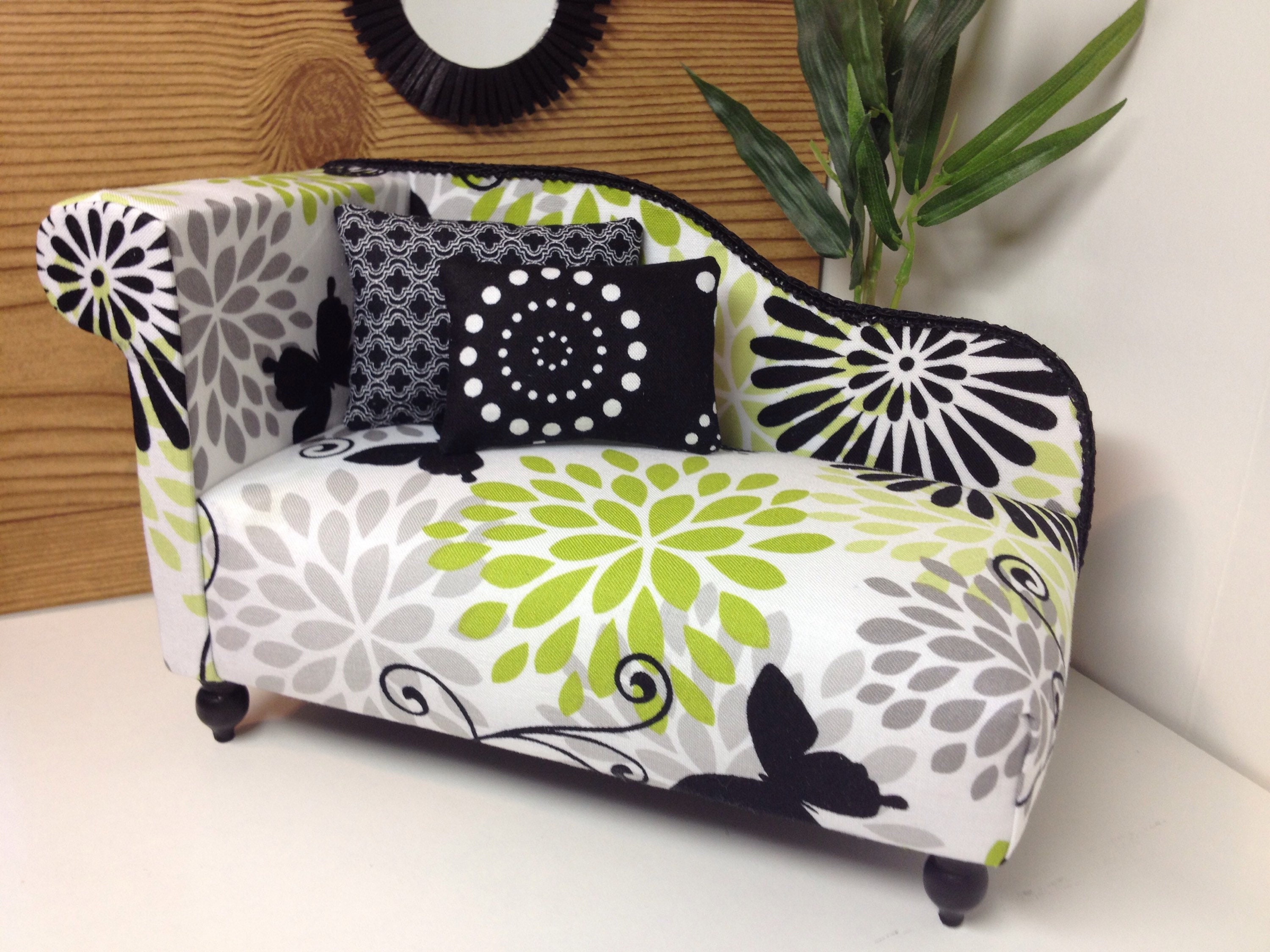 Chaise lounge chair for dolls Dollhouse furniture 16 scale