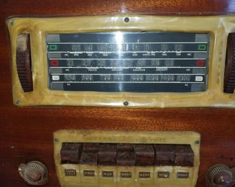 1939 G-E Radio H-634