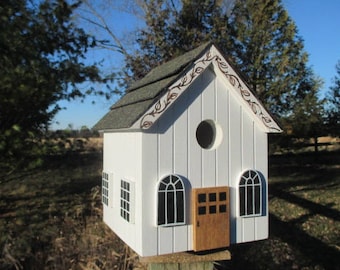 White Shiplap Birdhouse, Handmade Bird House, Outdoor Wood Birdhouse, Birdhouse, Bird House Unique Birdhouse, Country Birdhouse