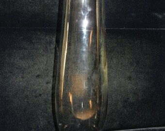 An Aladdin Clear Glass Chimney