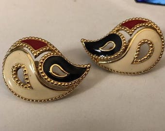 Vintage Avon Gold Paisley Clip On Earrings Red, Black & White Enameled